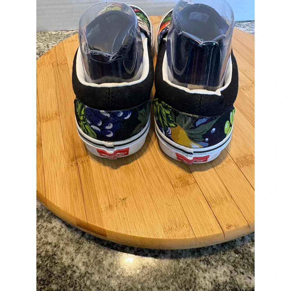 Vans Classic Slip-On Still Life Skull Fruit Canvas Sneakers Mens 8 Womens 9.5